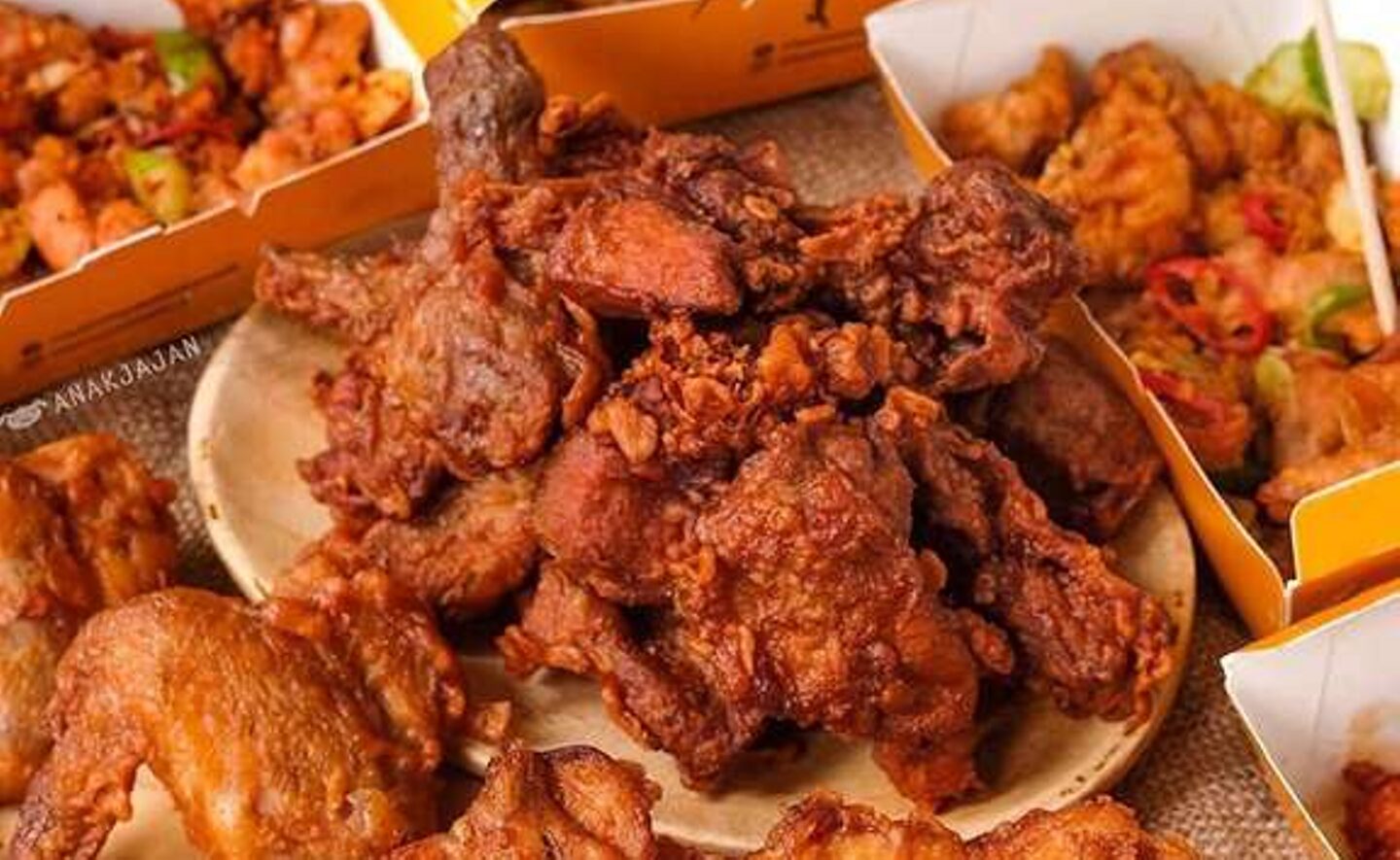 Rahasia Ayam Goreng Legit yang Bikin Cilacap Ngiler